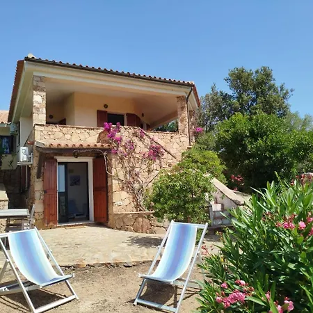 Vista Mare Cala Ginepro Villa *