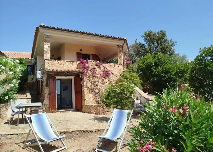 Vista Mare Cala Ginepro * Punta Molara